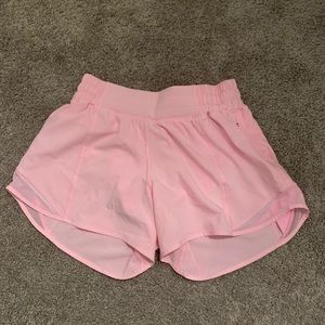 Lululemon Hotty Hot Shorts Mesh Sides Size 4 Tall